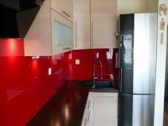 Kolor REF 1586 (CZERWONY LUMINOUS)